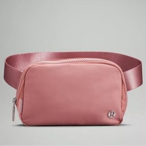 BNWT Lululemon pink belt bag